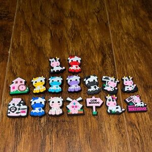 Cow Shoe Charms Set